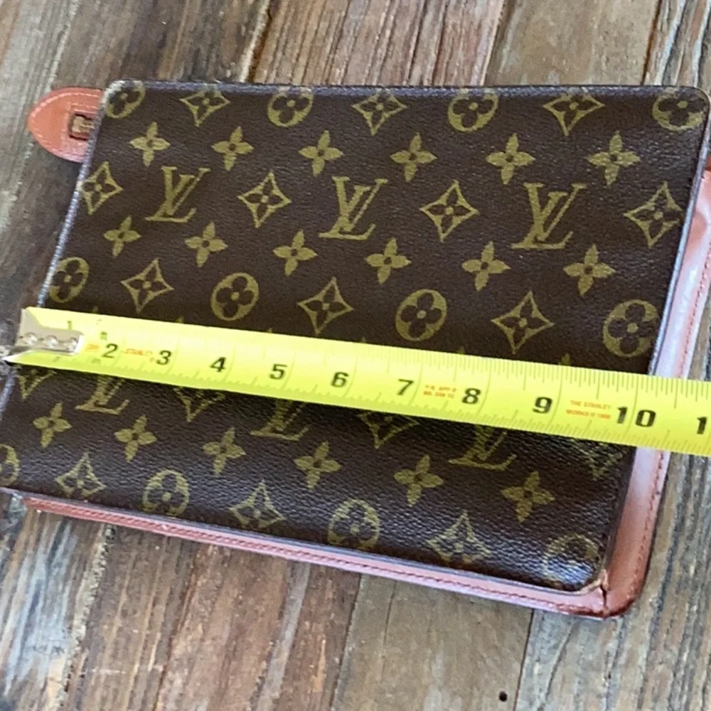 Louis Vuitton vintage monogram pochette homme clutch AUTHENTIC‎